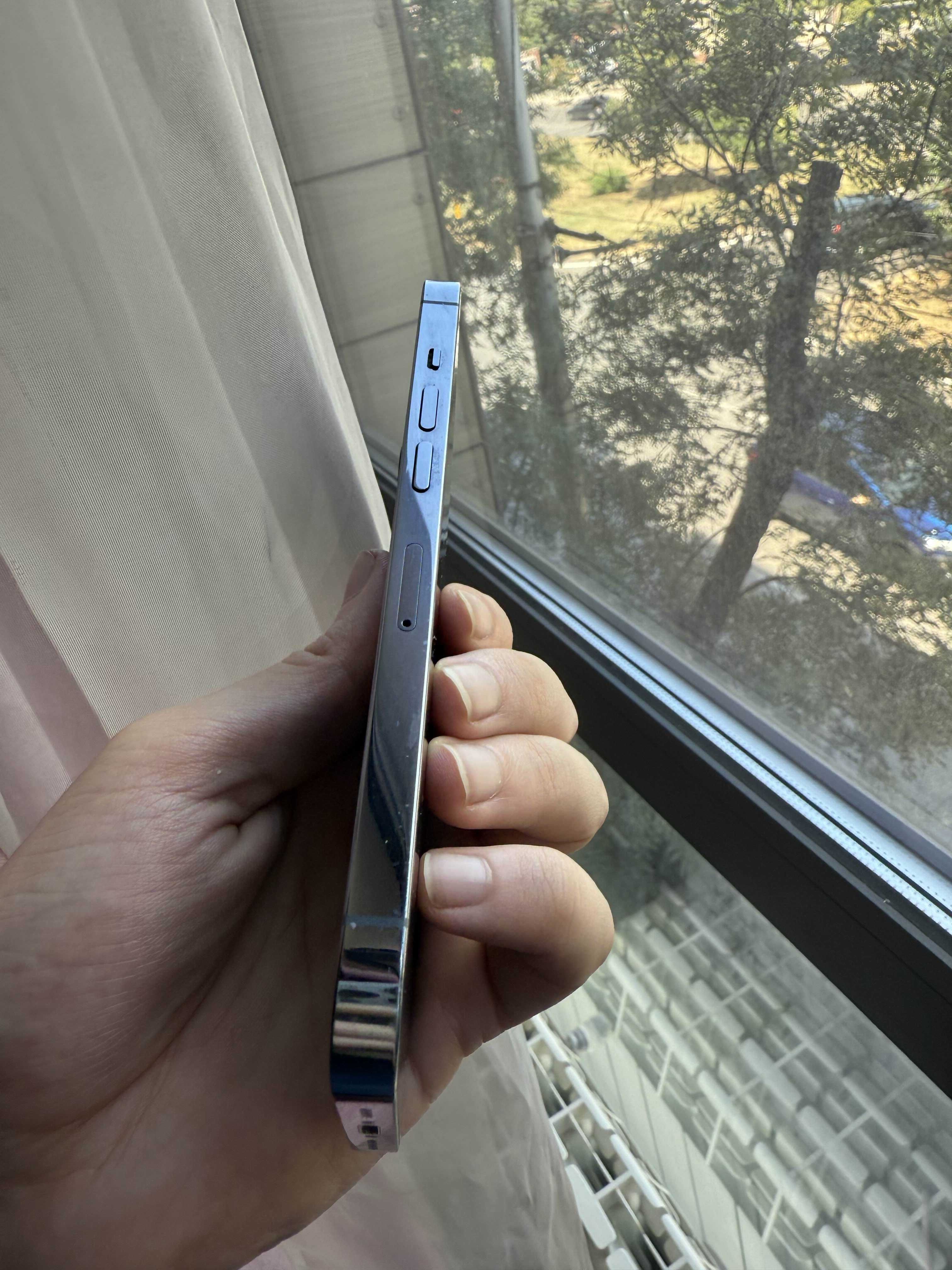 IPhone 13 pro, Sierra Blue,  256gb