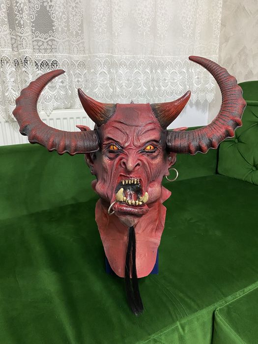 Masca lucifer din latex