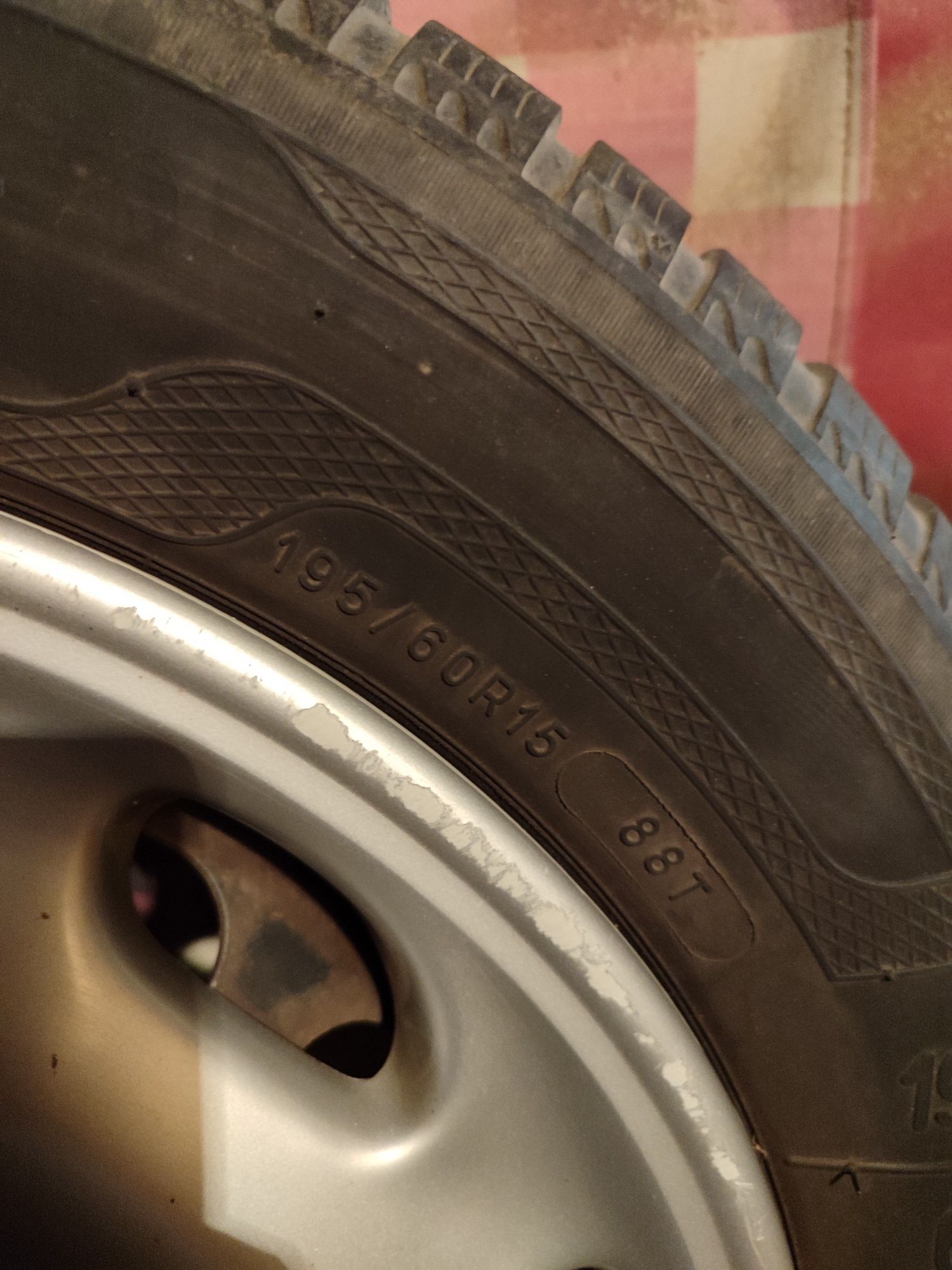 Джанти 4x114,4 с гуми 195/60/15 Volvo