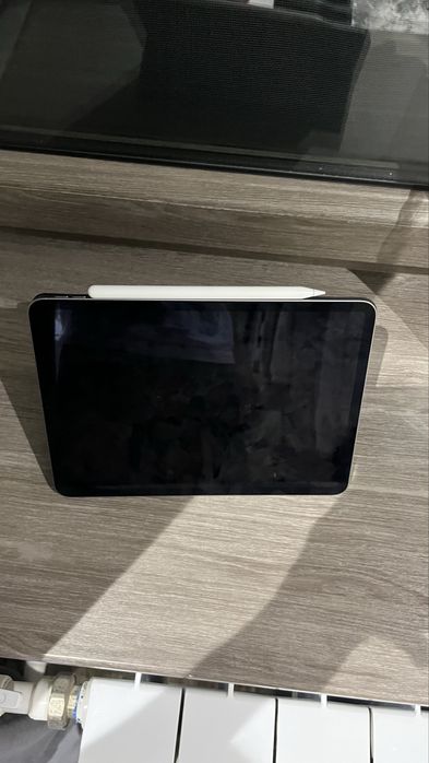 iPad M2 11’ 128 GB WIFI, Apple pencil 2 Yaxshi Tutilgan