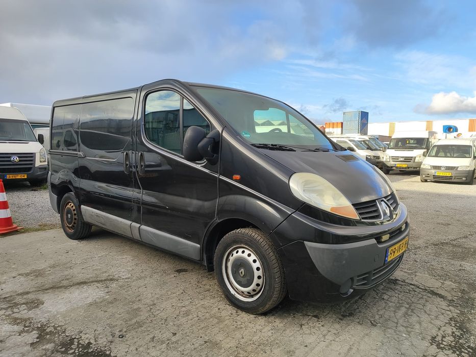 Renault Trafic/Euro 4/ Clima/Fara rugina/Carlig