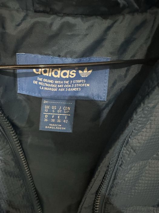 Дамско яке Adidas