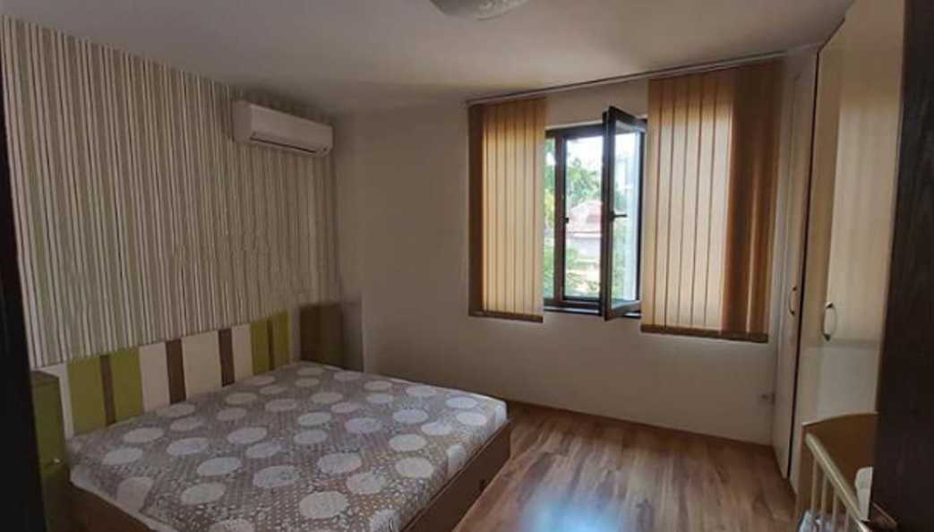Дава се под наем Двустаен апартамент в Пловдив, Мараша - 70 кв.м за 375 € - Снимка #2