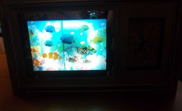 Ceas tip acvariu cu pesti / Decoratiune acvariu pesti