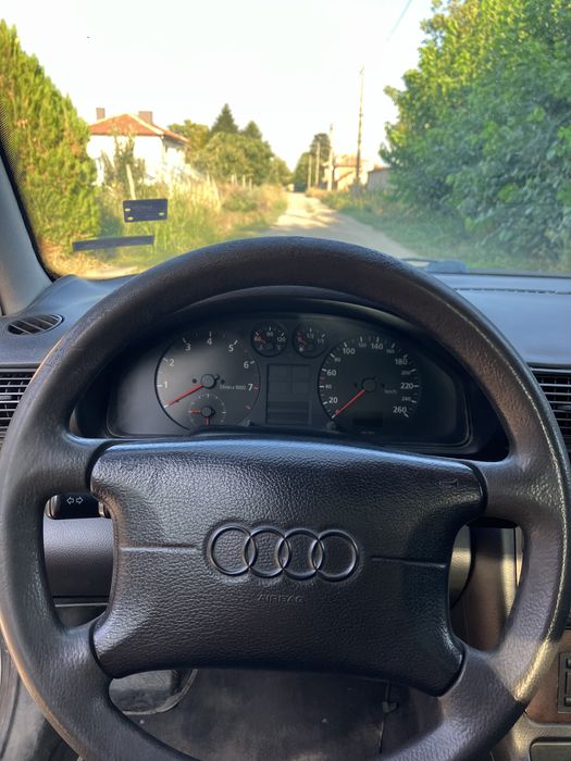 Продава се AUDI A4 1.8T