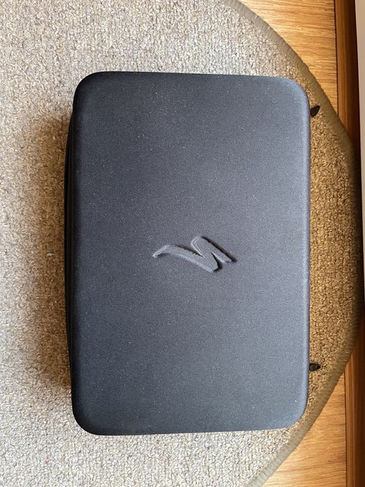 Specialized  Battery charger 4A/Магнитно зарядно за ел.велосипед