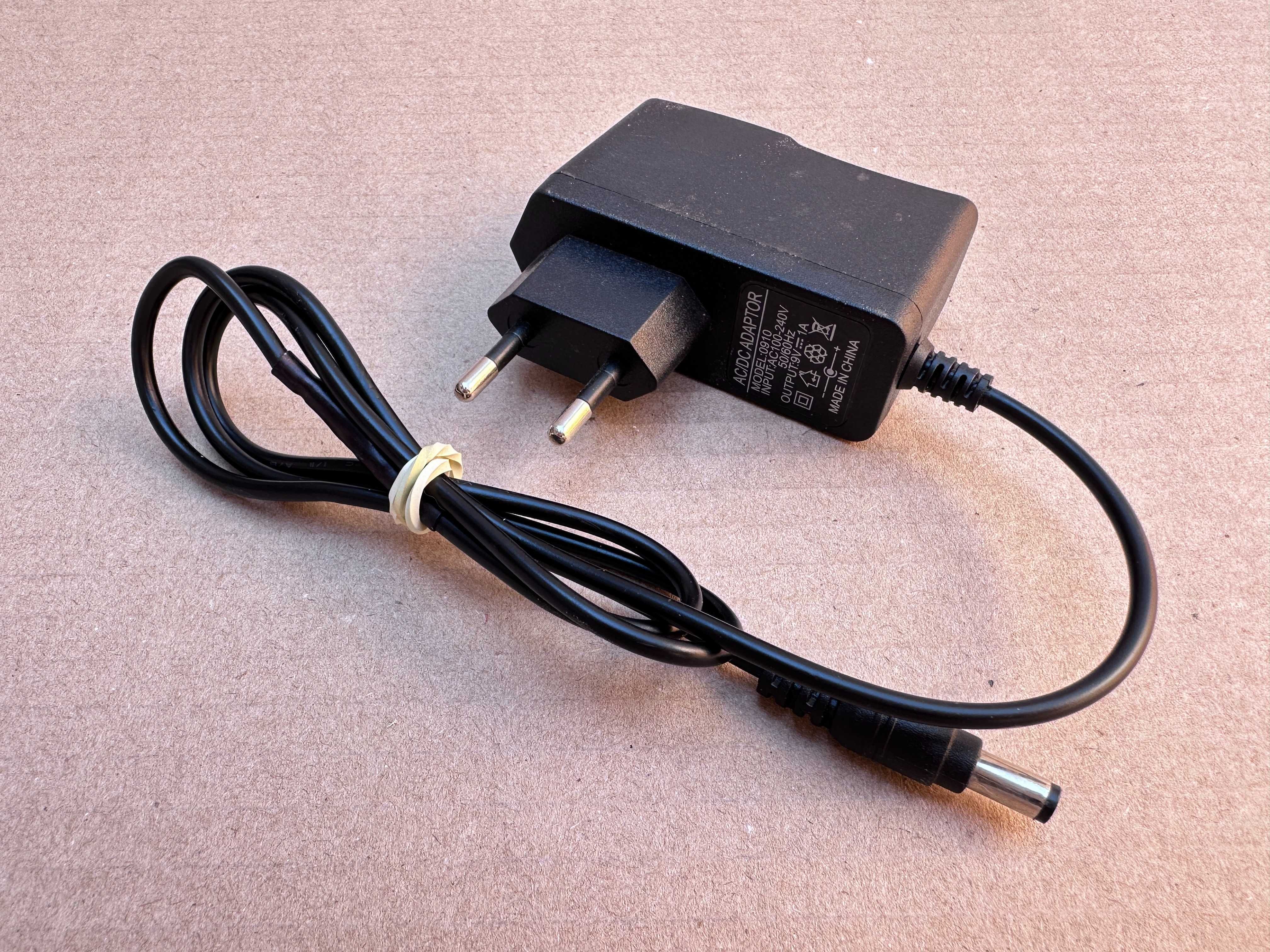 Amplificator chitara portabil Roland Micro Cube 5"