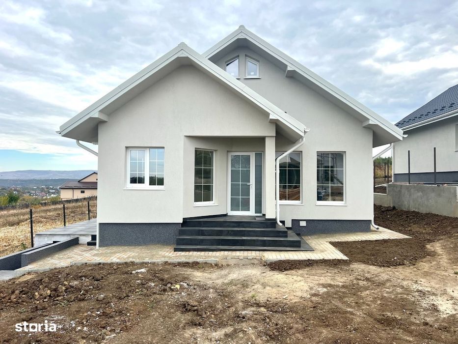 500 mp teren!BECI!Incalz. pard.!Casa 4 camere,Valea Adanca (Miroslava)