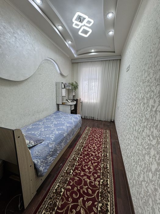 продается 3~х комнатная квартира,