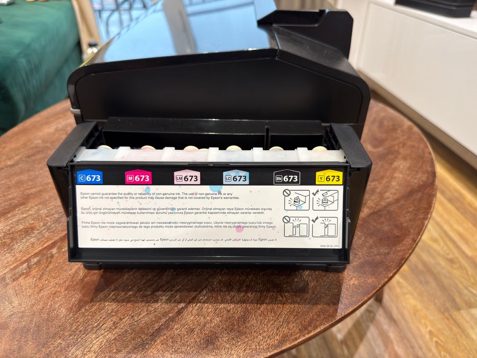 Imprimanta Epson L805 - A4,CD,Plicuri, etc  + cutia originala