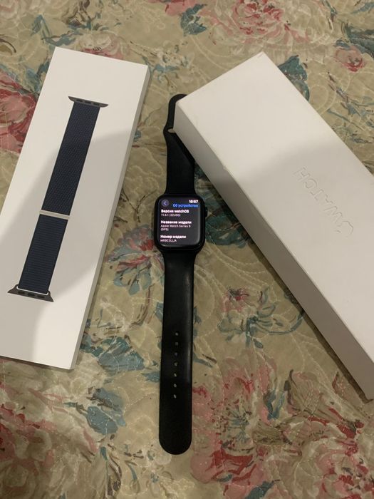Apple watch 9   .