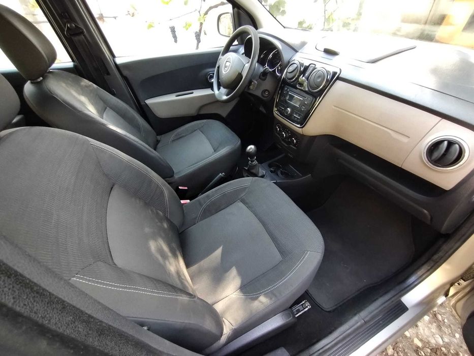 Dacia Lodgy 1.5 dCi 6 trepte, 7 locuri