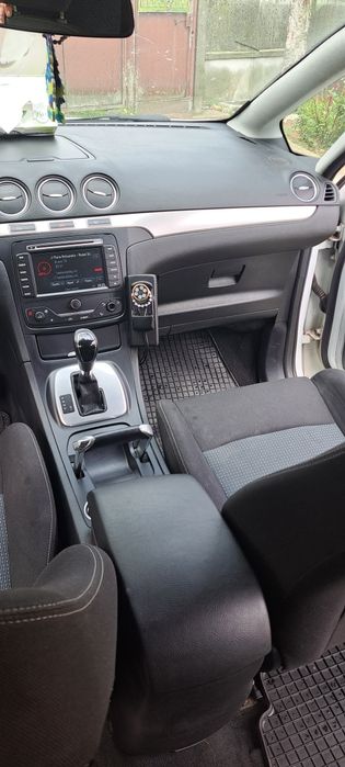 Vând Ford S max,an 2012,motor 2000,140  cp