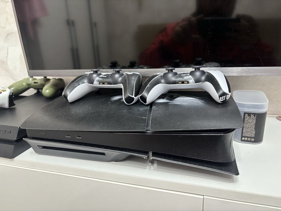 Продам пс 5 слим в идеальном состоянии