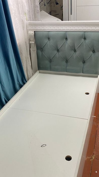 Продаётся кровать 90×200метр