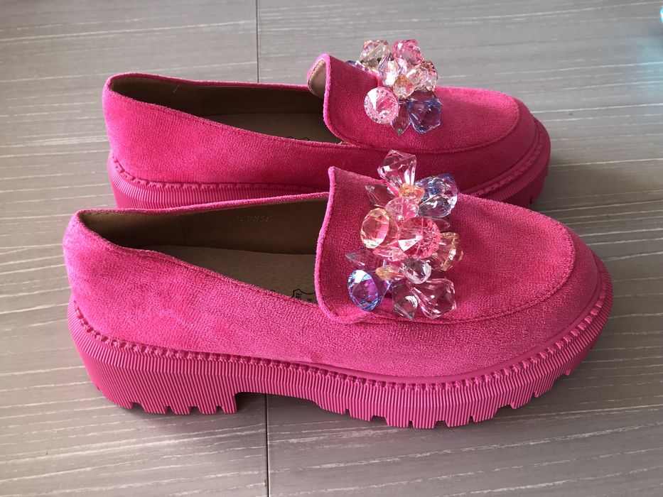 Невероятни дамски обувки