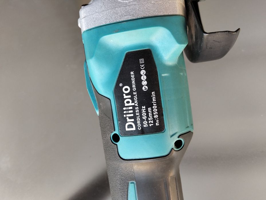 Vând flex cu acumulator