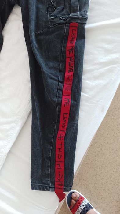 Blugi ZARA mărimea 42