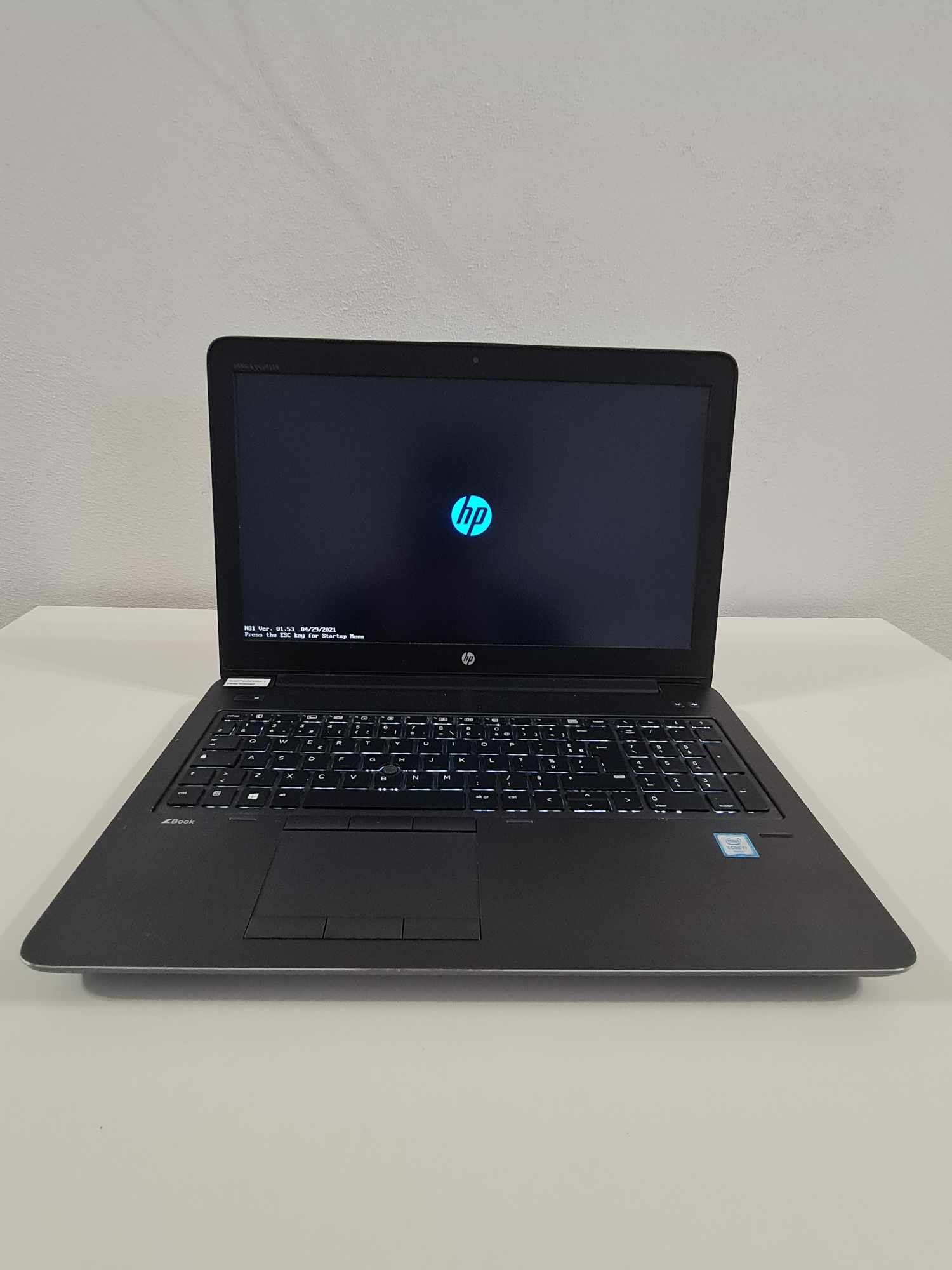 Laptop hp  z book  i7