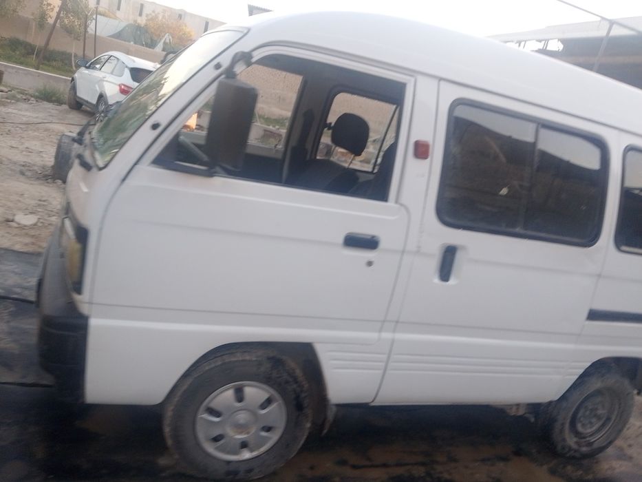 Daewoo.     Damas