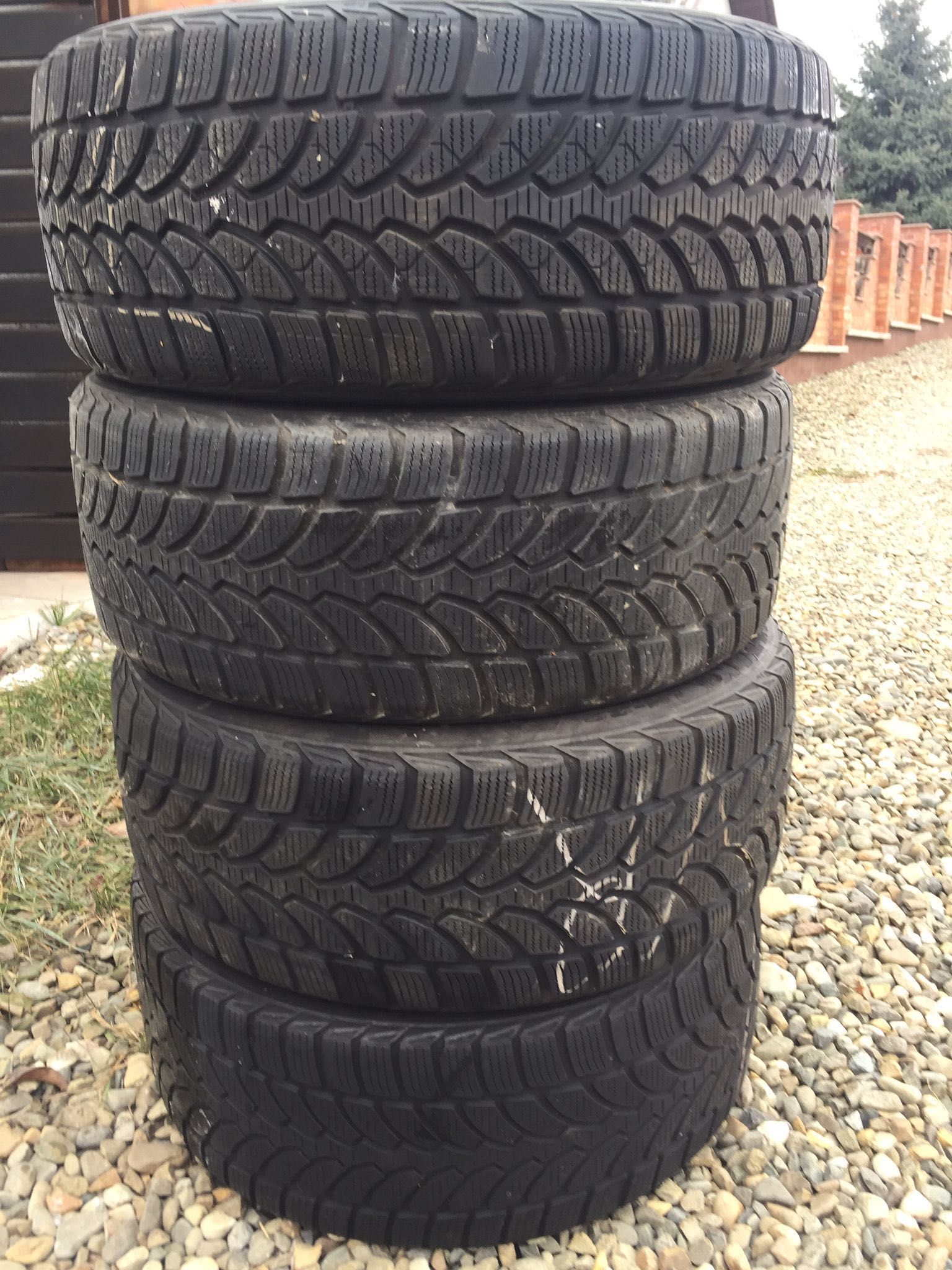 4 Cauciucuri vara/iarna  BRIDGESTONE - marimea  225/50/R17