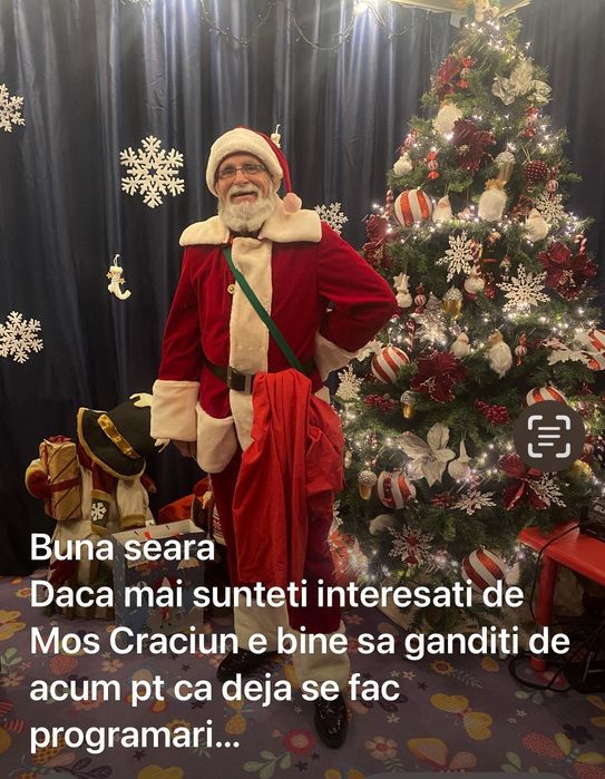 Moș Crăciun la tine acasă sau la serbarea de sfârșit de an