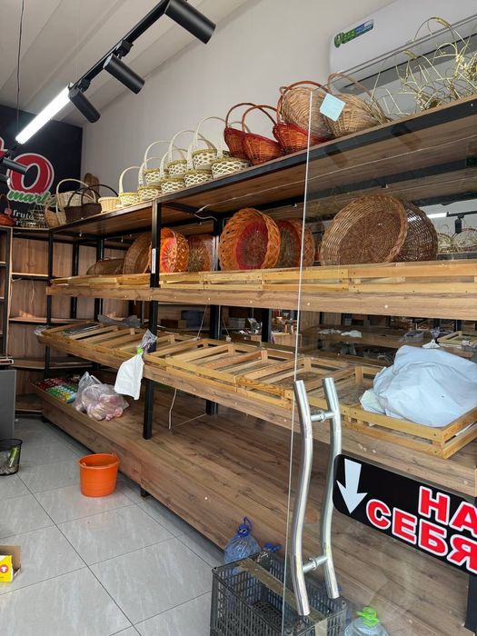 Мебельный стелаж новый