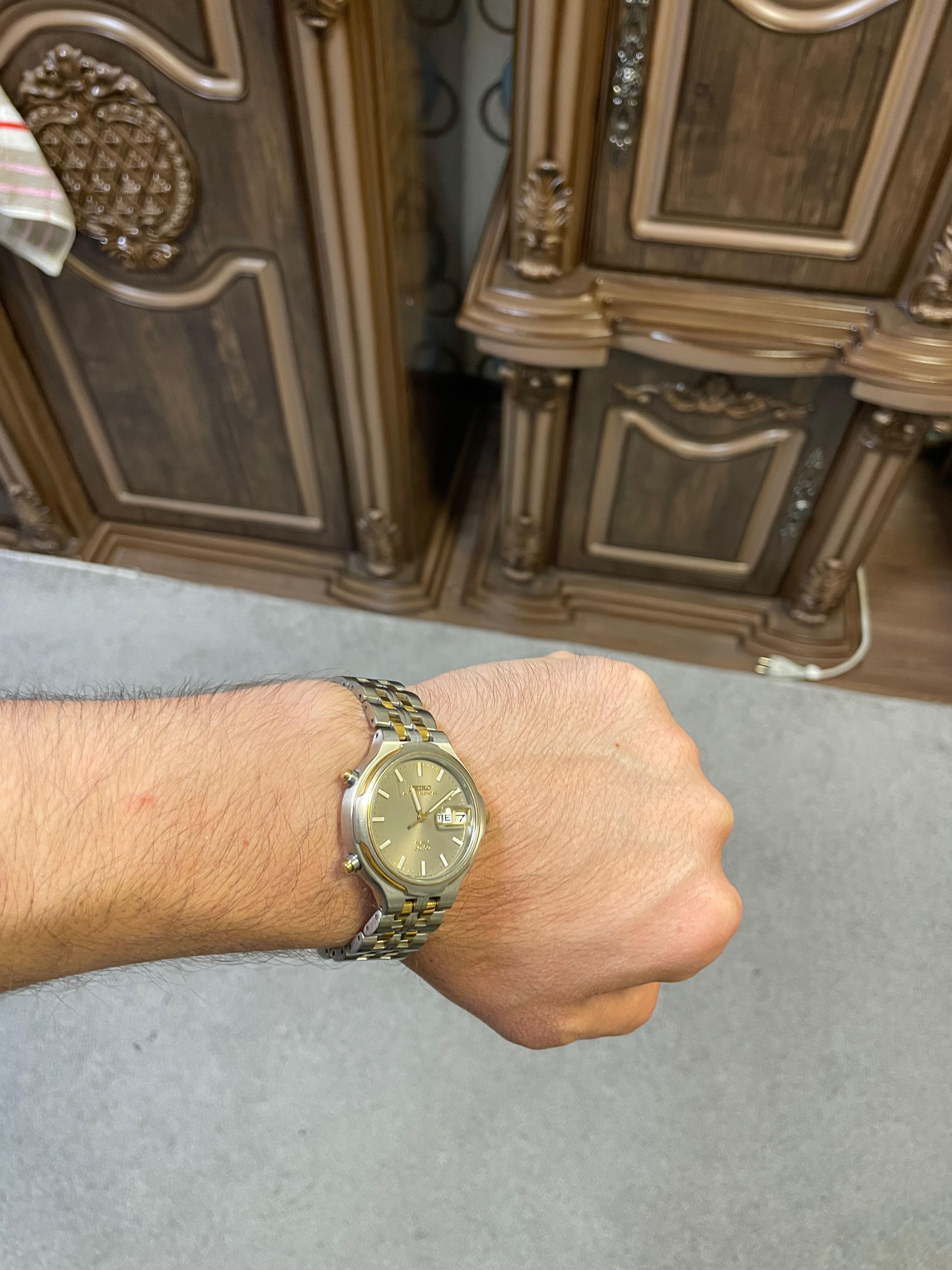 Seiko Alarm SQ50 Xронограф. Auto Calendar.