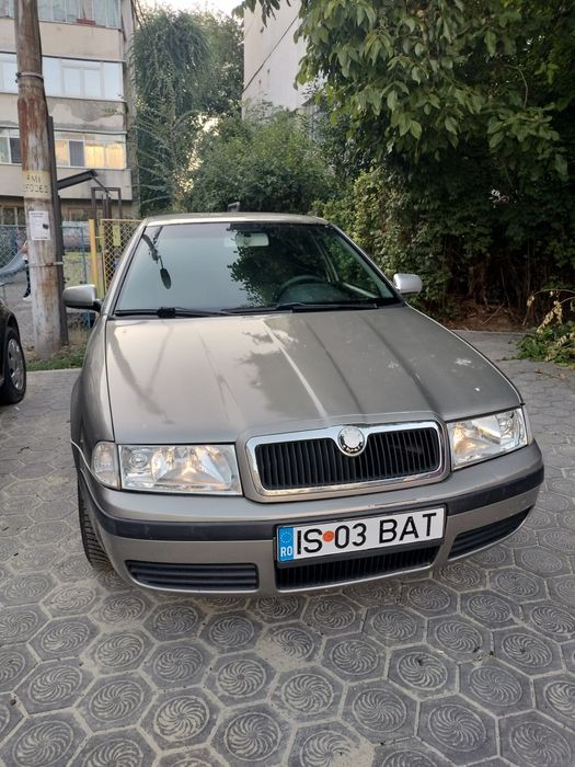 Skoda Octavia Tour 1.4 16v | 153.000 km | Climatronic | Acte valabile