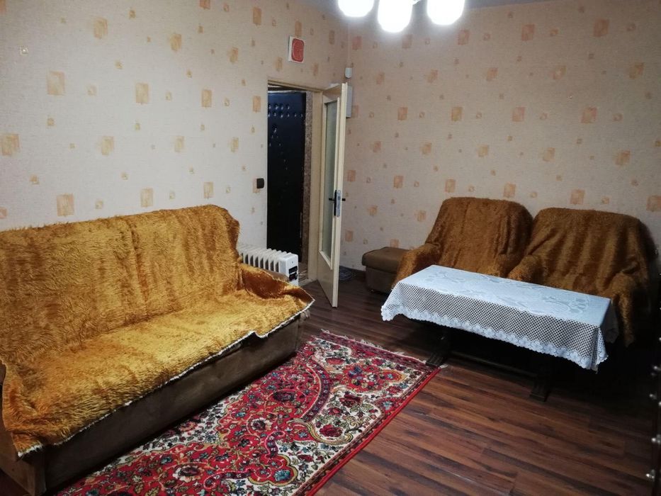 Тристаен апартамент, под наем, кв. Владислав Варненчик