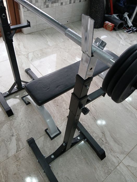 Лежанка с лост и тежести