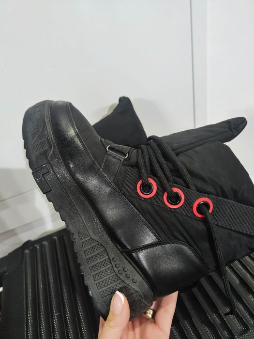 Ghete mărimea 37 50 lei