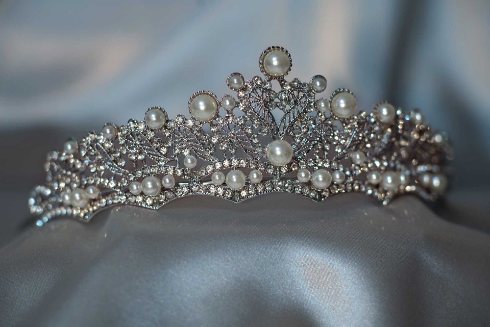 Филигранная жемчужная диадема. Корона на свадьбу.
