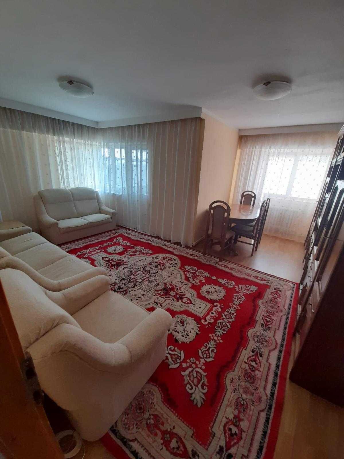 Apartament 3 camere decomandate, 2 bai, 3 balcoane, 80mp, lift