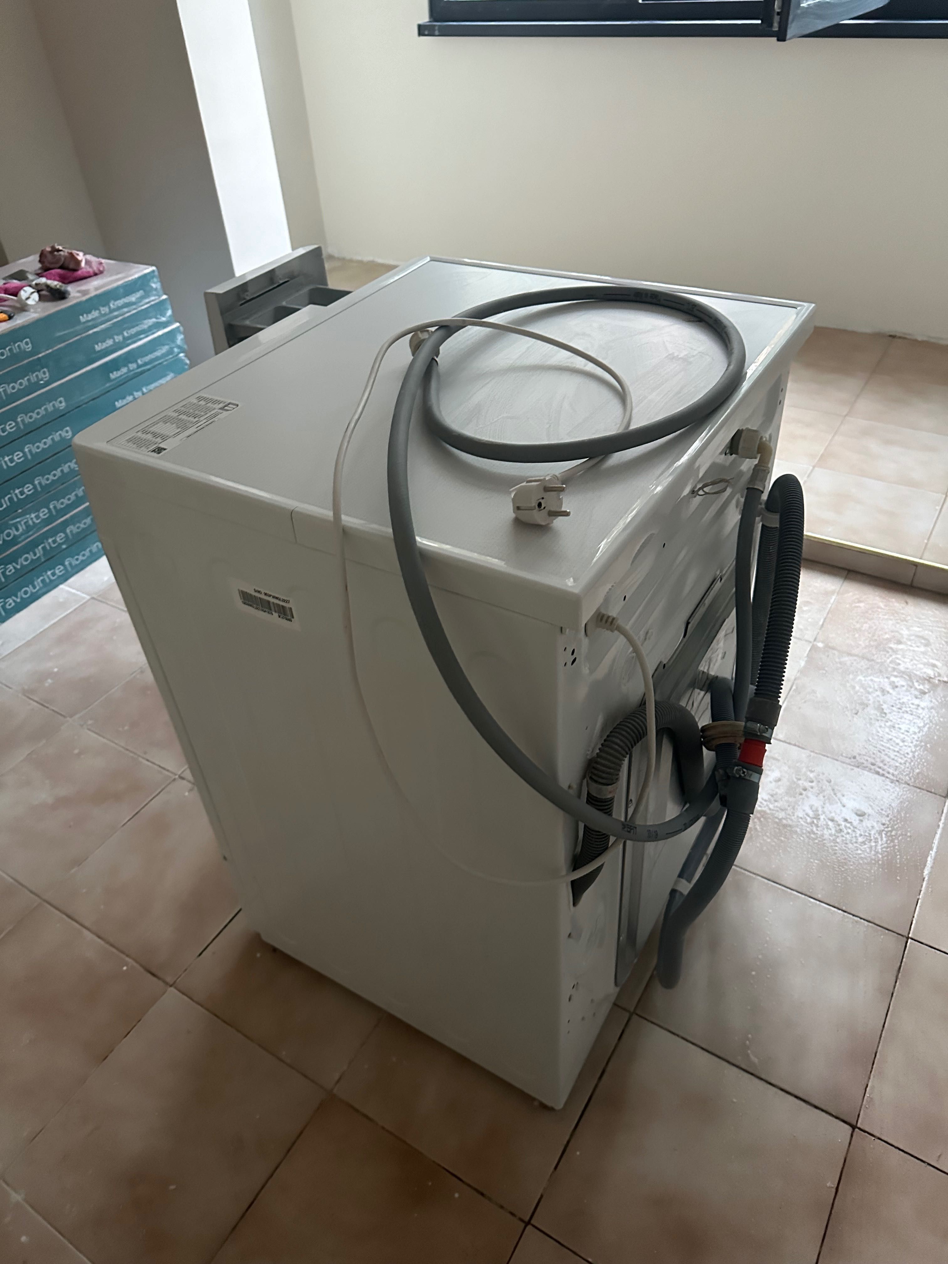 Пералня LG FC1007S5W – 7 kg, 6 Motion Inverter Direct Drive