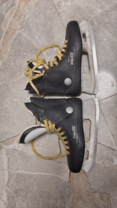 Продам коньки ледорубы б/у в хорошем состоянии