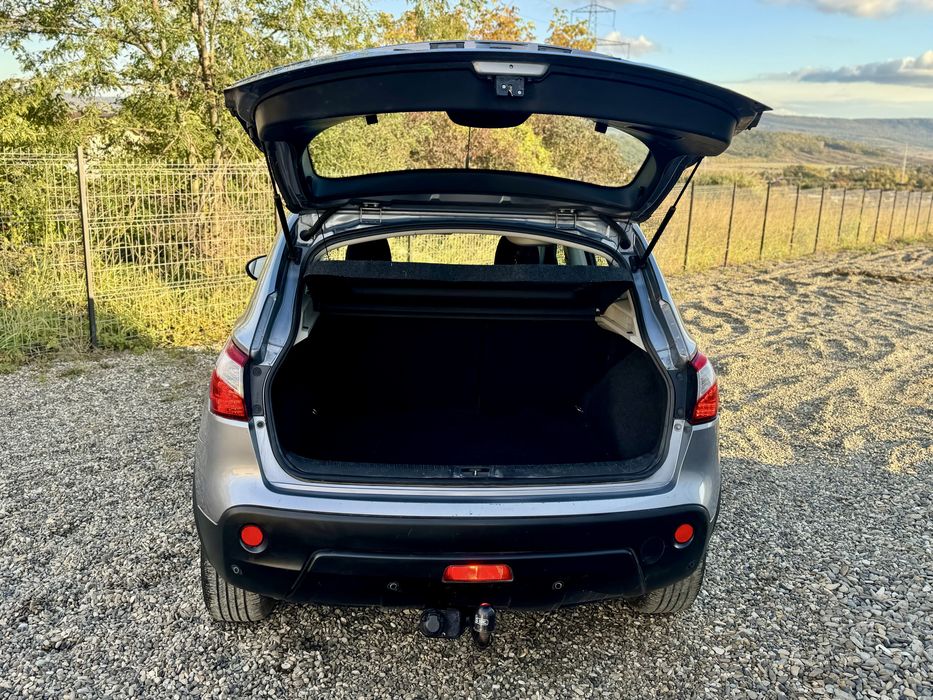 Nissan Qashqai 1.6 benzină 2011