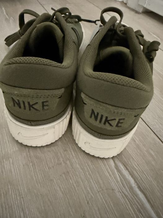 Мъжки Обувки Nikee цвят Хаки НОви