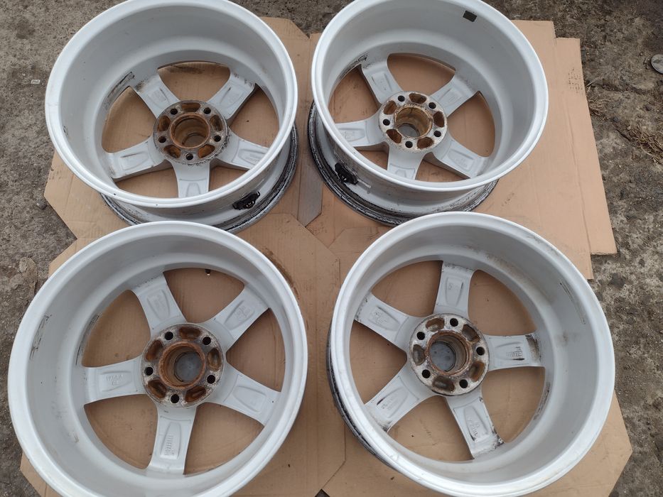 Топ състояние Dezent 16-5x114.3 ET40 6.5j Рено Меган