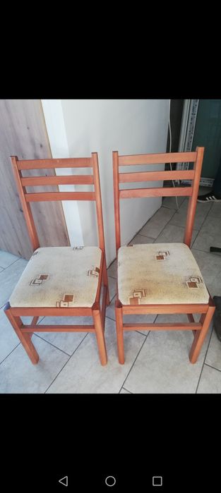4 броя кухненски столове / трапезни