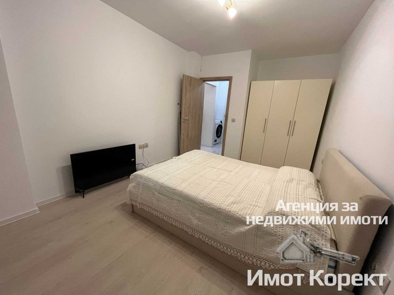 Продава се Двустаен апартамент в Пловдив, Съдийски - 70 кв.м за 2215 €/кв.м - Снимка #2