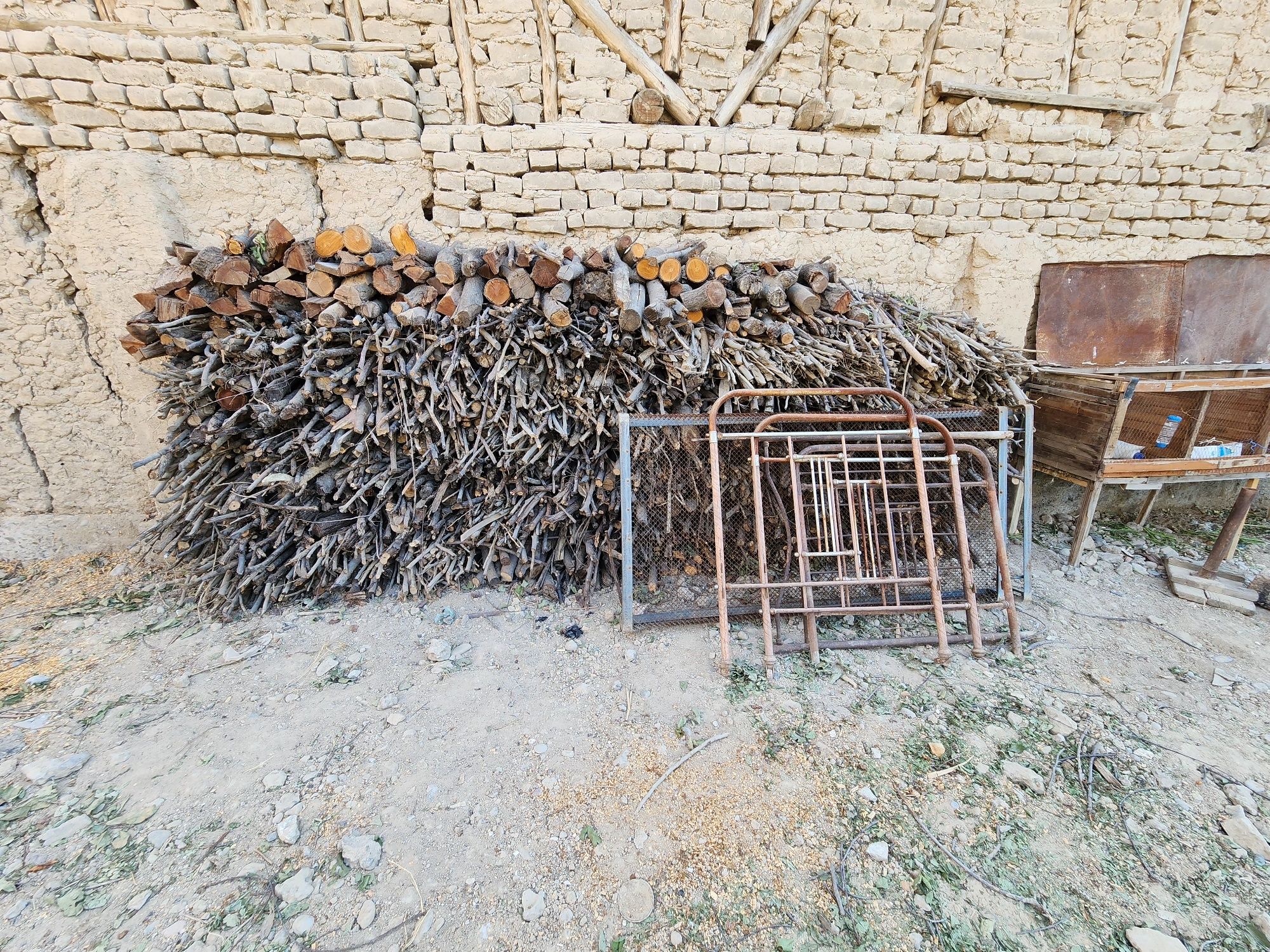 Yaxshi quruq otlar bor