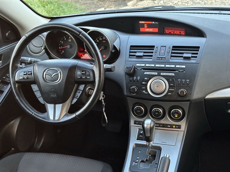 Mazda 3 2.0 HIGHLINE Automat /  RATE