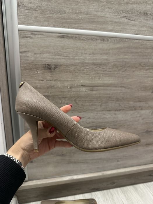 Обувки на ток, Michael Kors