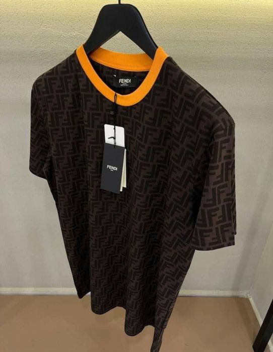 Мъжки тениски различни модели