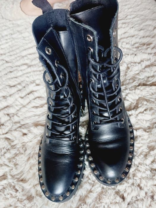 Ghete din piele Zara