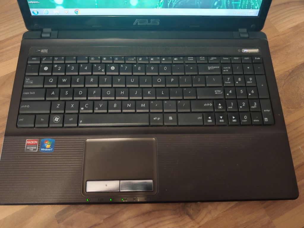 Laptop Asus X53T