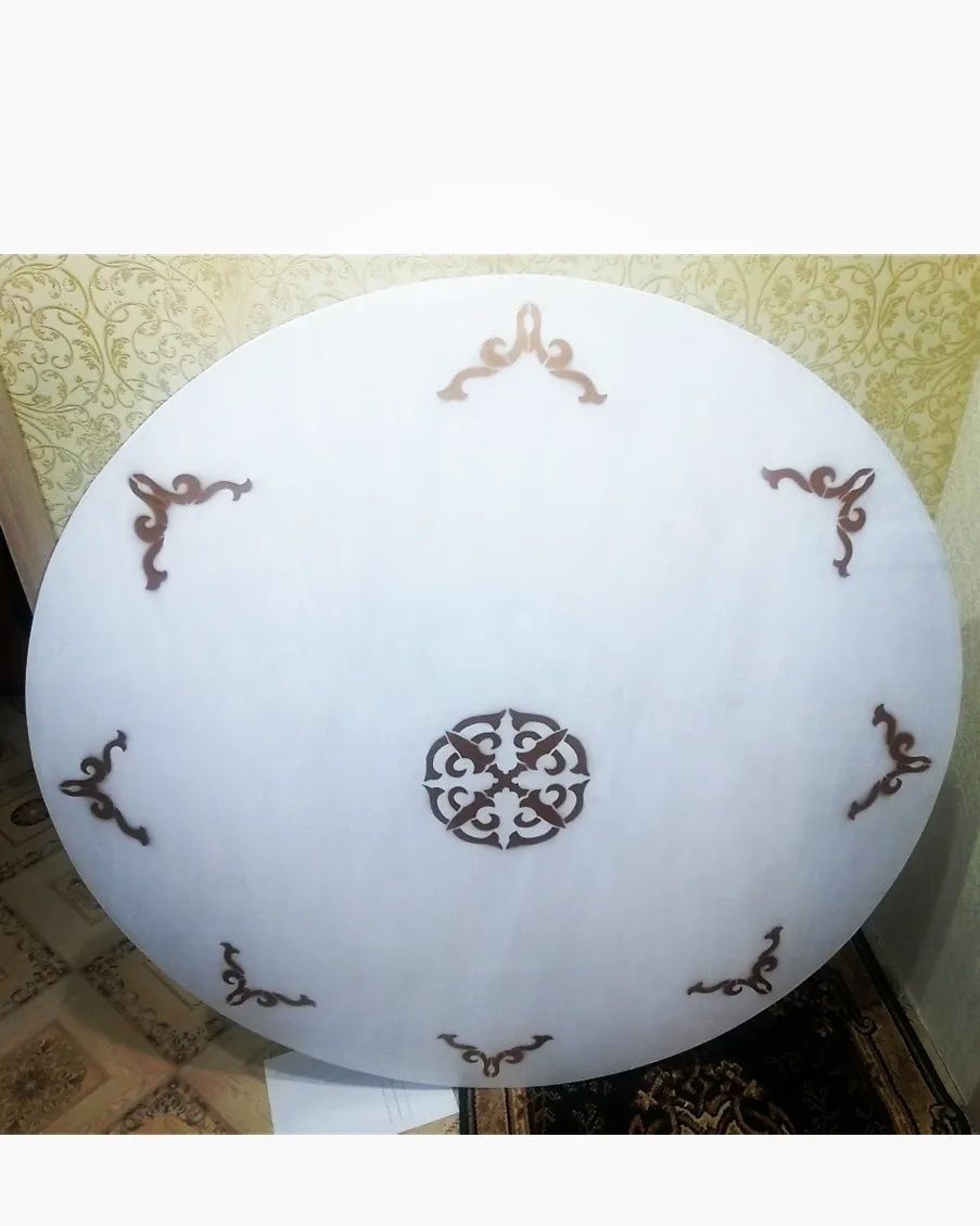 В наличии/на заказ новые казахские круглые столы из чистого материала
