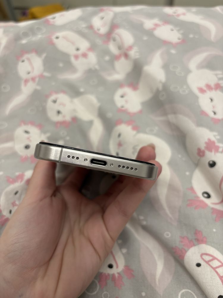 Iphone 15 pro 256гб