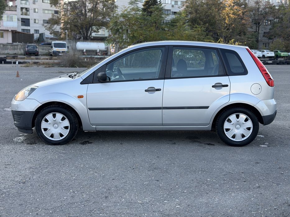 Ford Fiesta 1.4 - Proprietar - AC